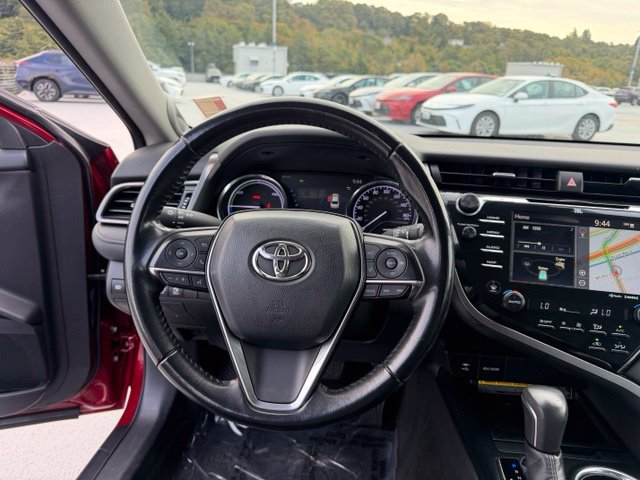 Used 2019 Toyota Camry XLE FWD image 13