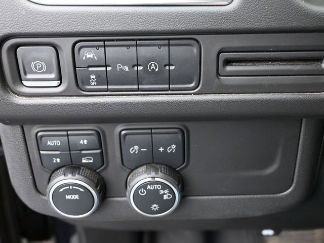 Used 2023 Chevrolet Tahoe LS AWD/4WD image 37