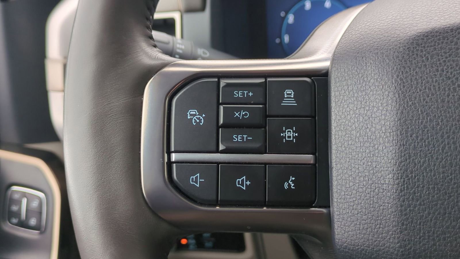 Certified 2024 Ford F150 Platinum w/ Equipment Group 703A Plus image 27