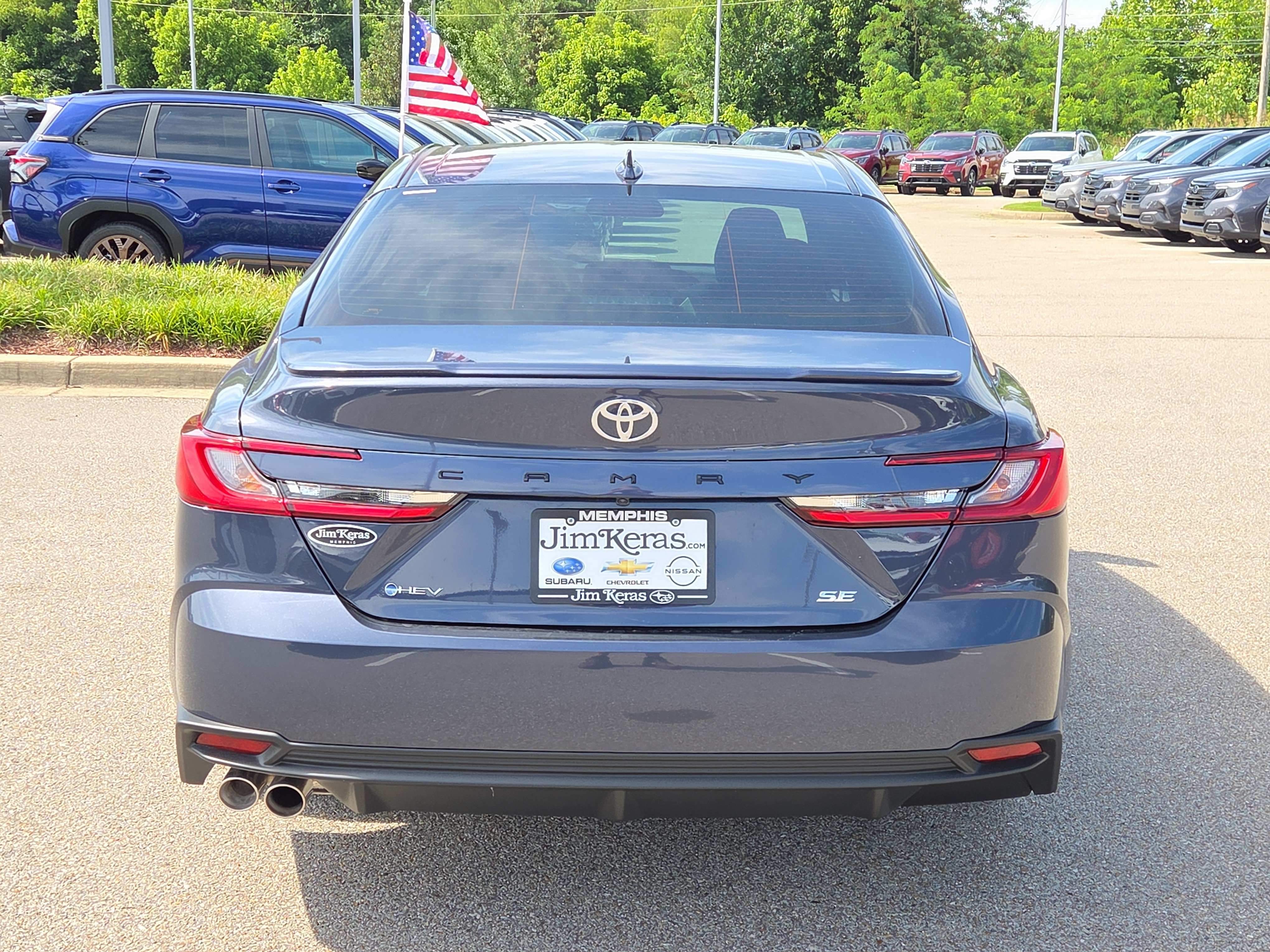 Used 2026 Toyota Camry SE FWD image 4