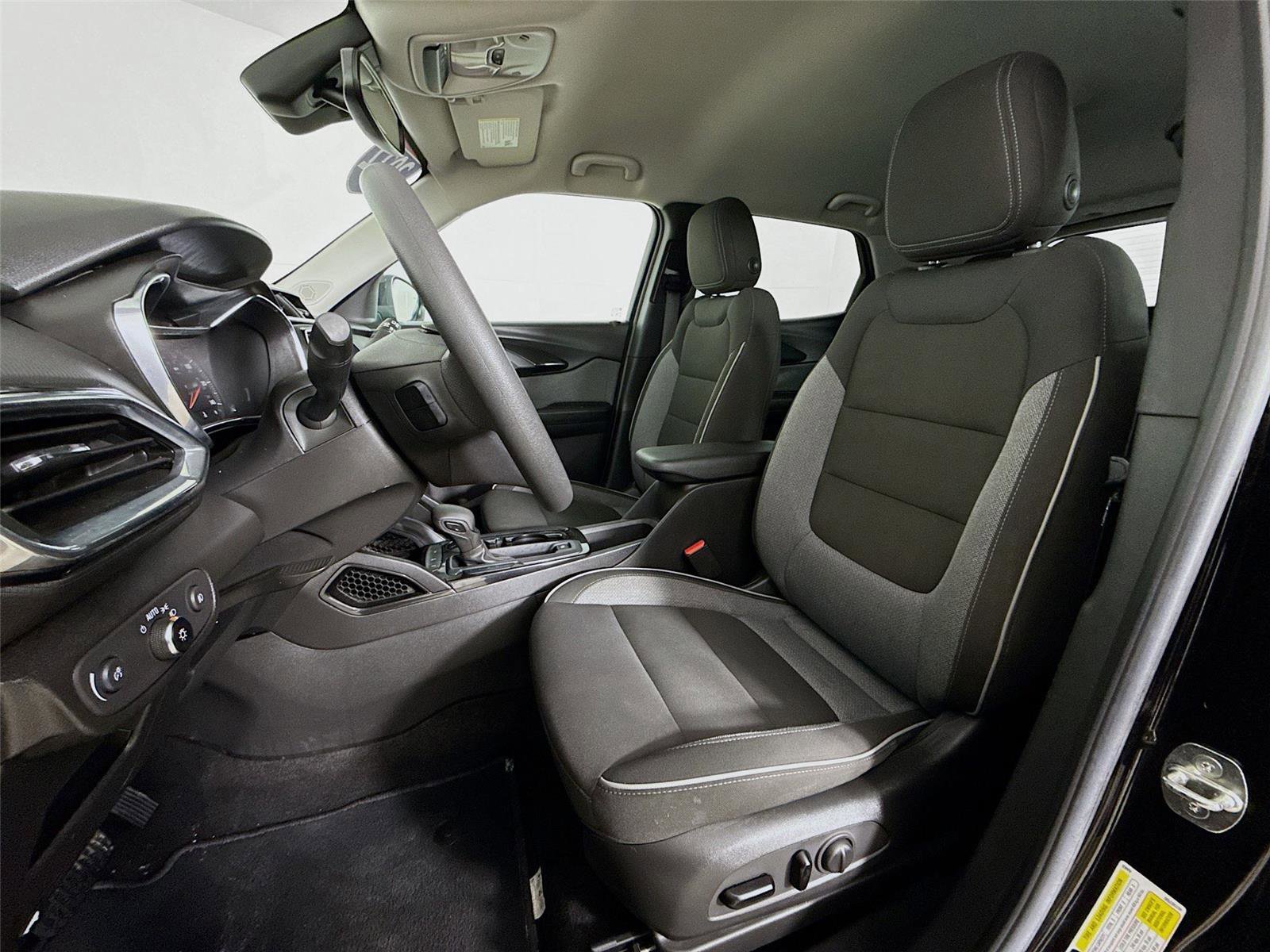 Used 2022 Chevrolet TrailBlazer LT w/ Convenience Package image 20