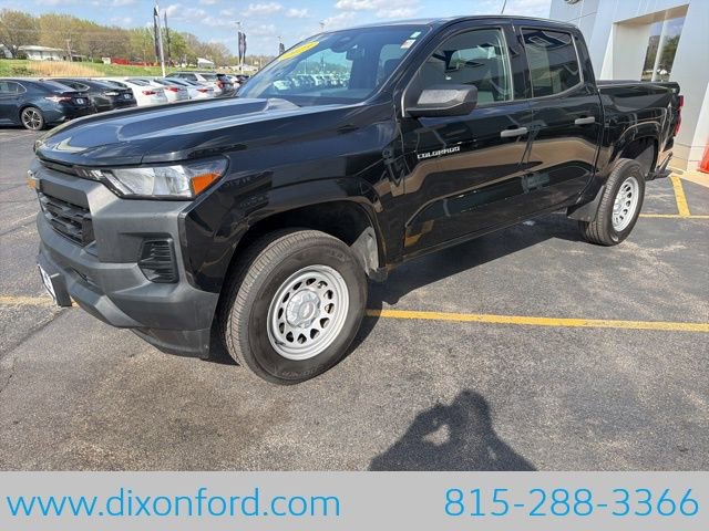 Used 2023 Chevrolet Colorado W/T RWD image 3