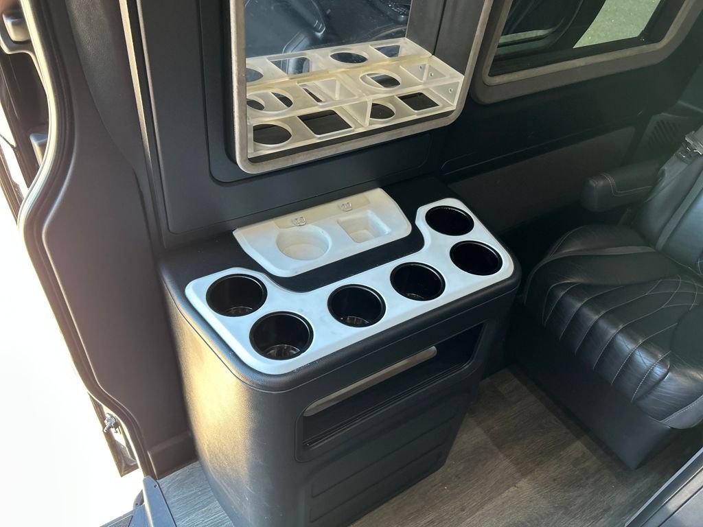 Used 2019 Mercedes-Benz Sprinter 2500 image 18