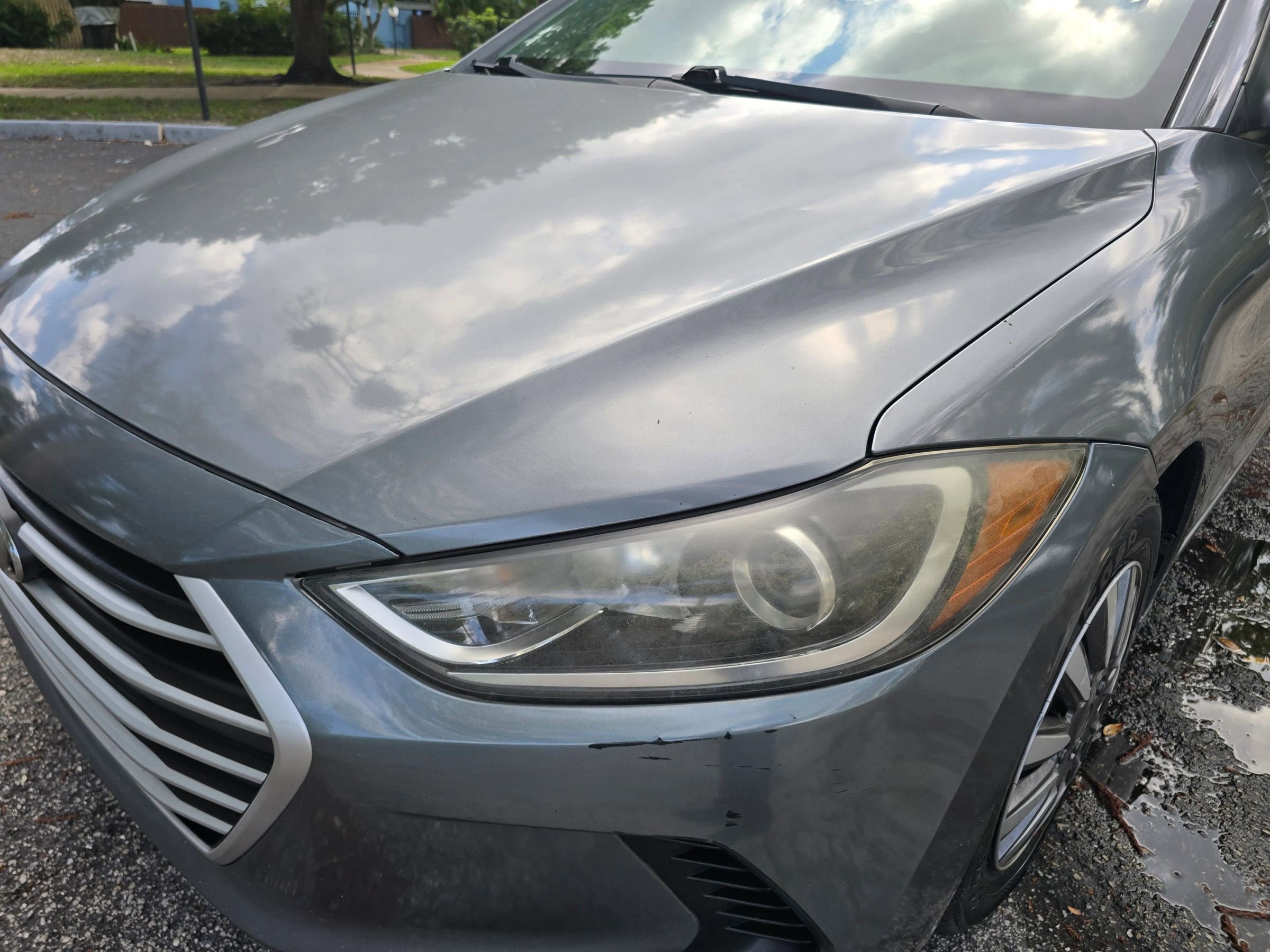 Used 2017 Hyundai Elantra SE image 15