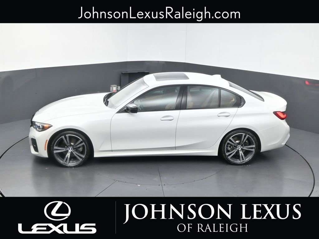 Used 2022 BMW 330i xDrive Sedan w/ M Sport Package AWD/4WD image 29