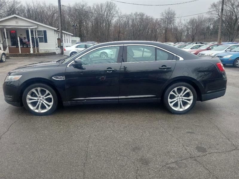 Used 2013 Ford Taurus SEL FWD image 6