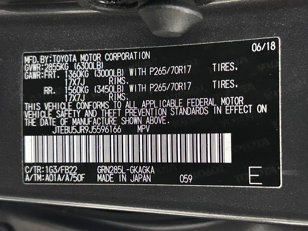 Used 2018 Toyota 4Runner SR5 AWD/4WD image 23