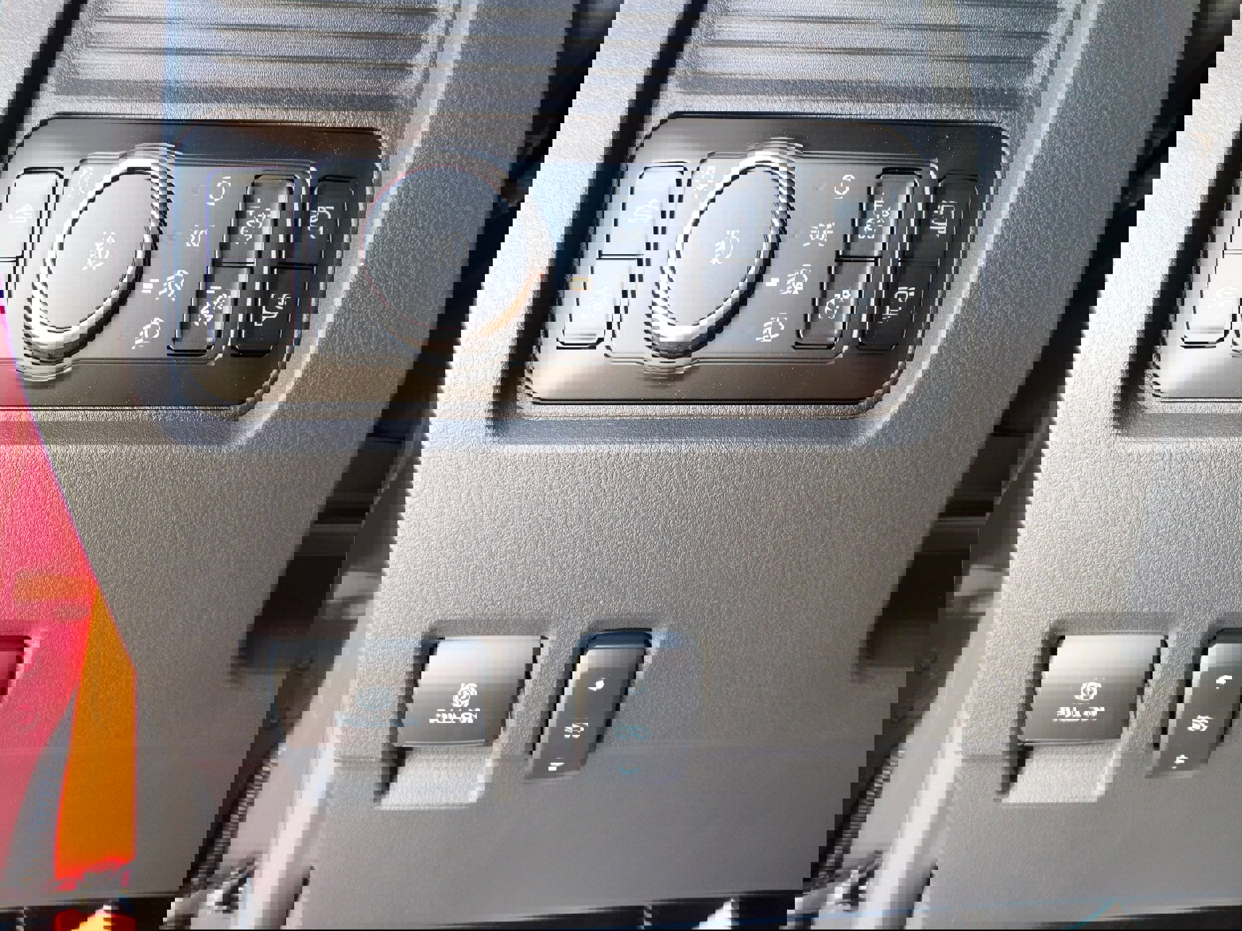 New 2026 Ford F250 Lariat w/ Chrome Package image 19