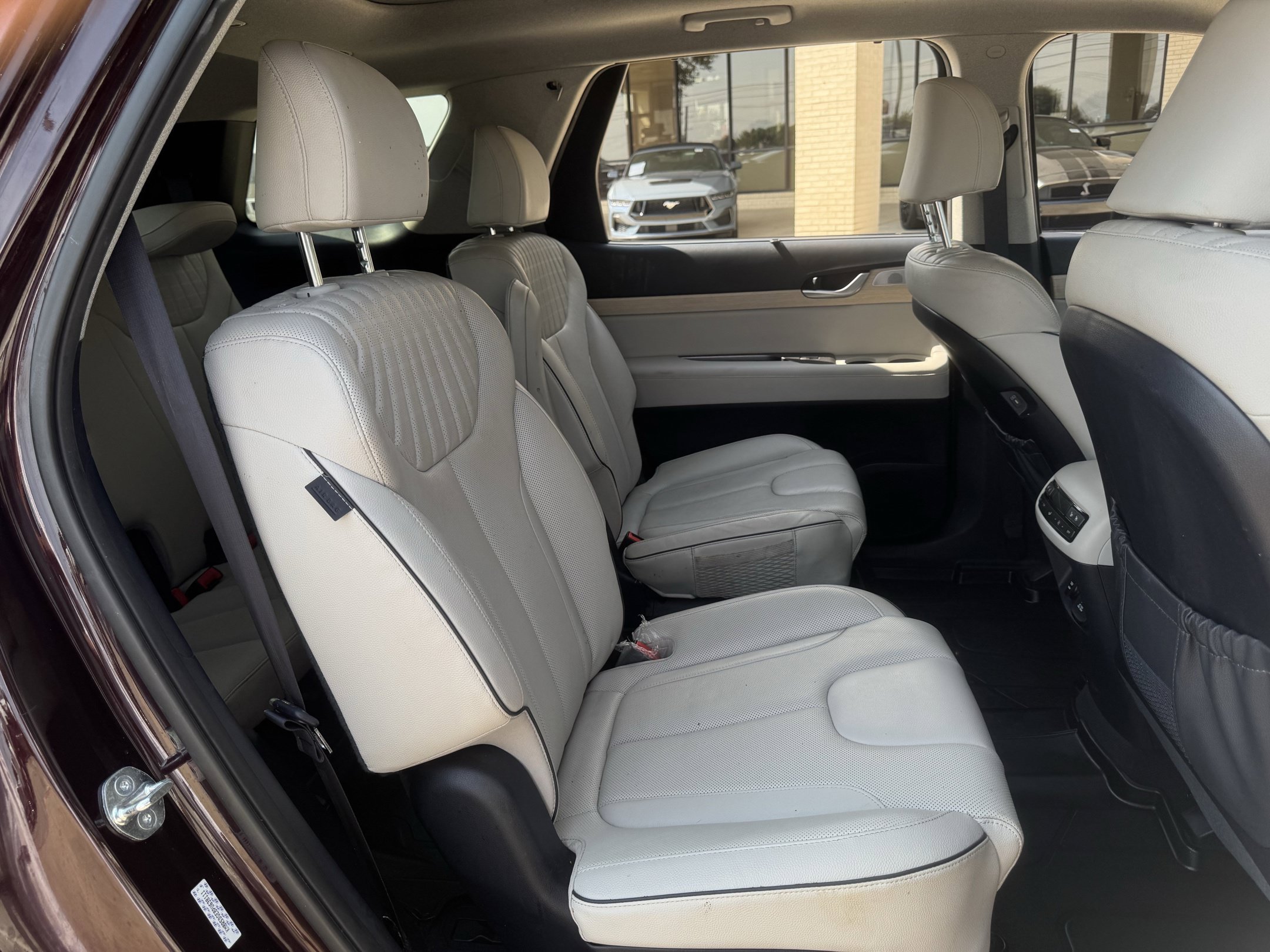 Used 2023 Hyundai Palisade Limited w/ Cargo Package AWD/4WD image 31