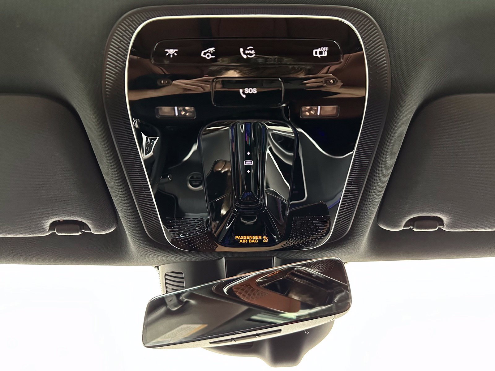Used 2025 Mercedes-Benz C 300 Sedan image 35