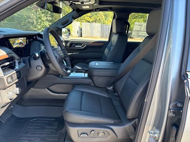 New 2026 GMC Yukon XL Denali w/ Sun & Power Step Package image 9