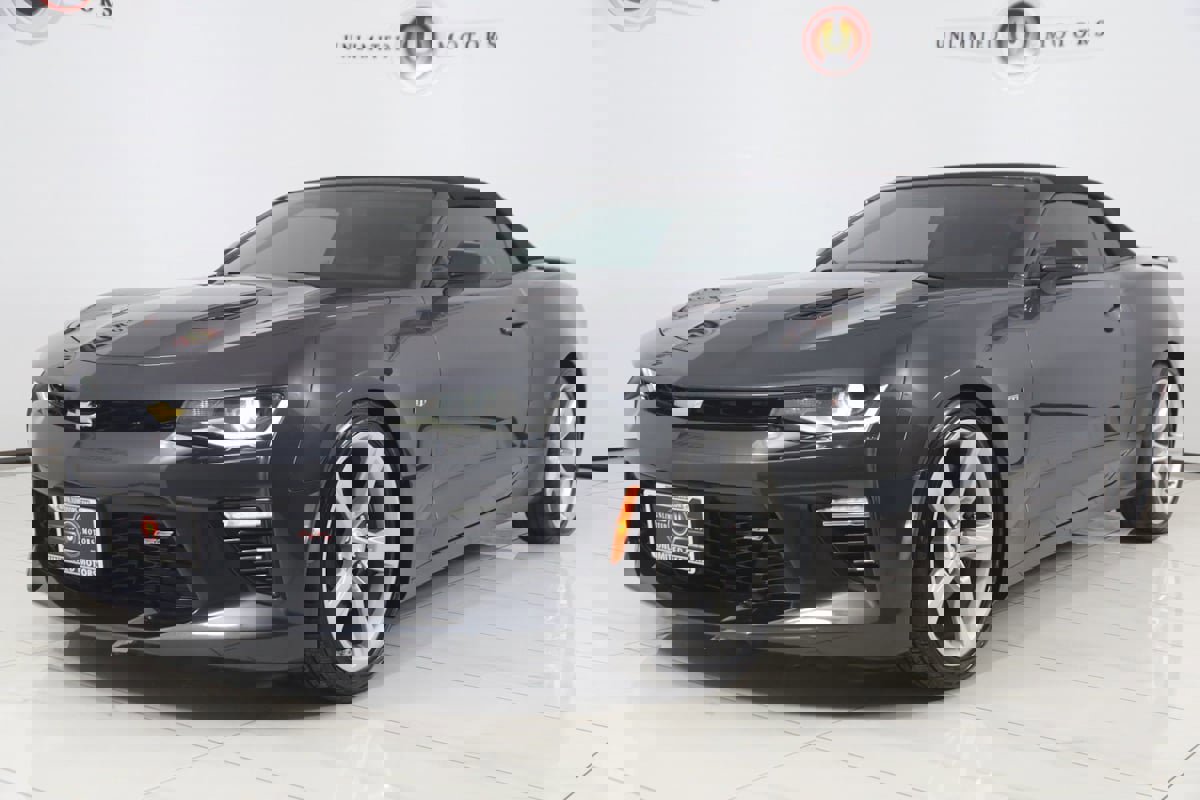 Used 2017 Chevrolet Camaro SS image 71