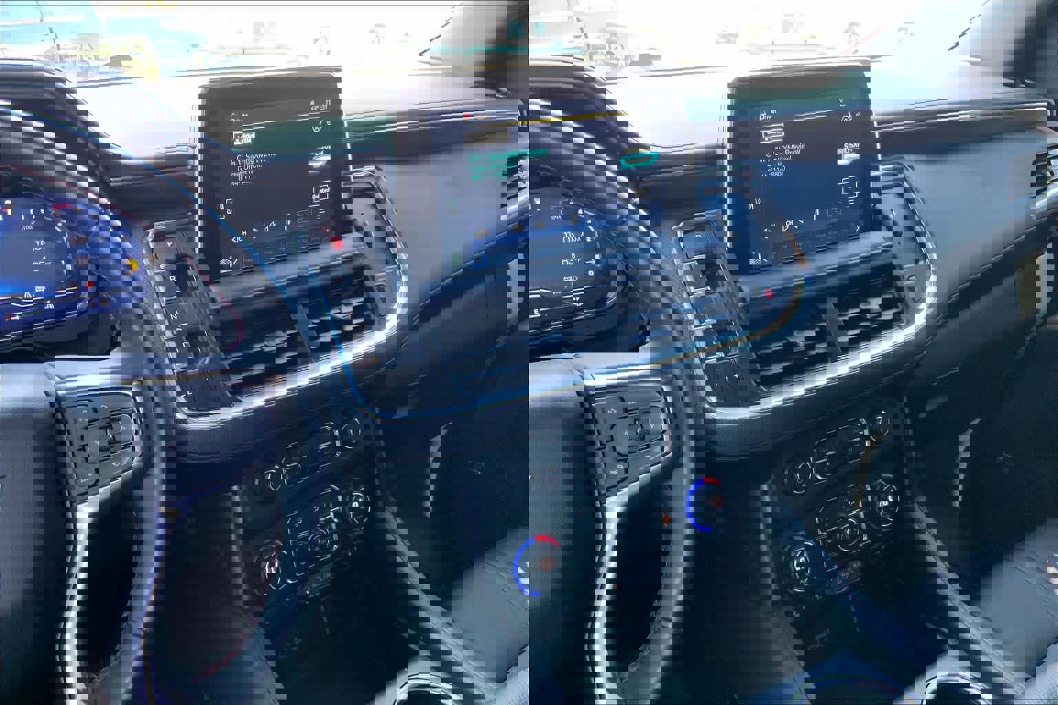 Used 2023 Chevrolet Suburban RST w/ Luxury Package image 7