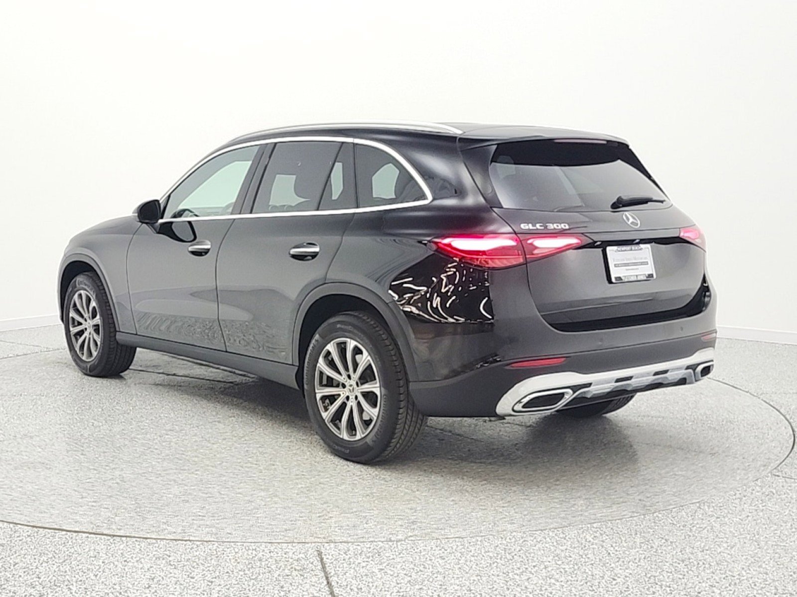 Certified 2024 Mercedes-Benz GLC 300 image 7