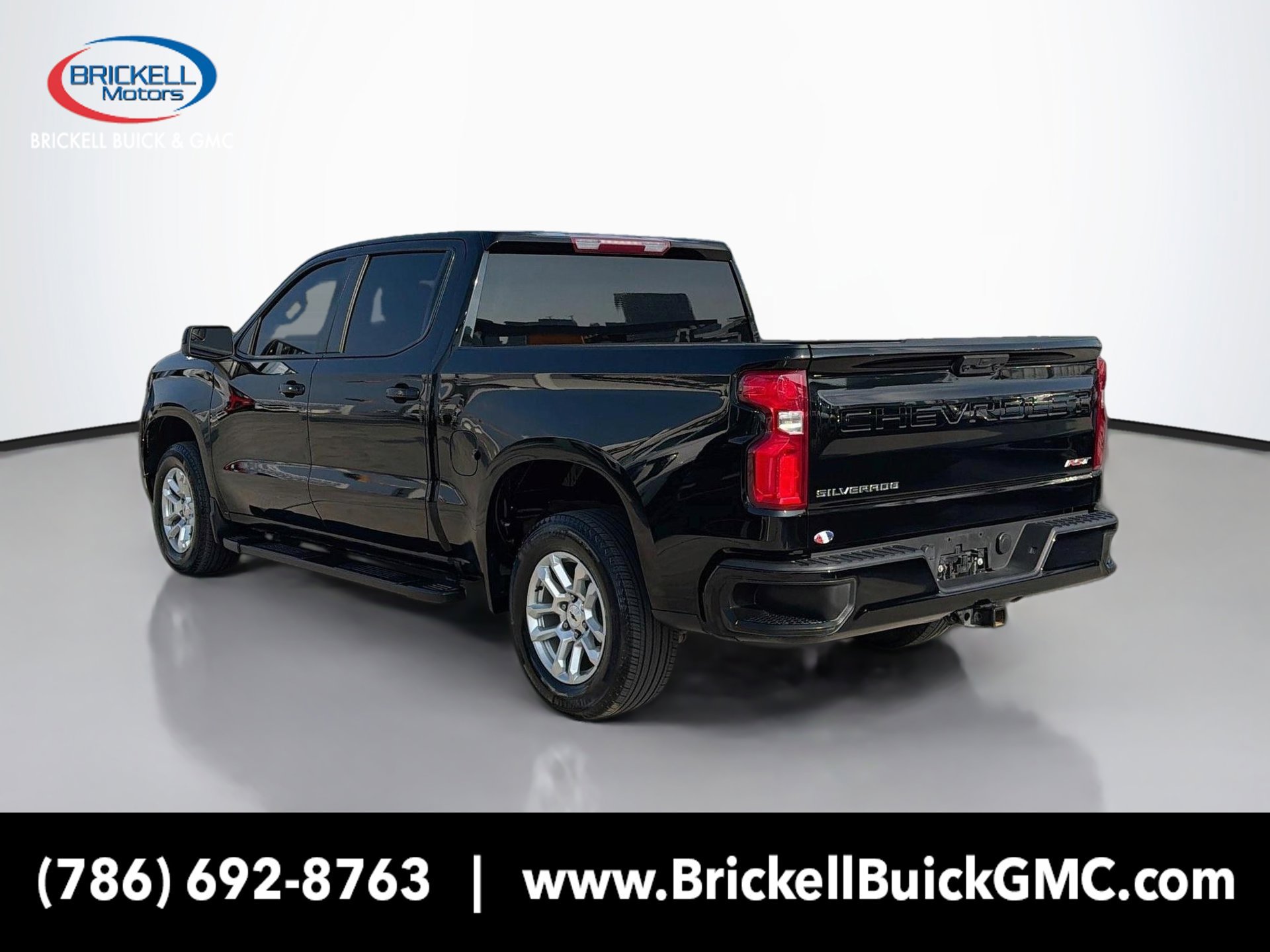Used 2024 Chevrolet Silverado 1500 RST RWD image 3