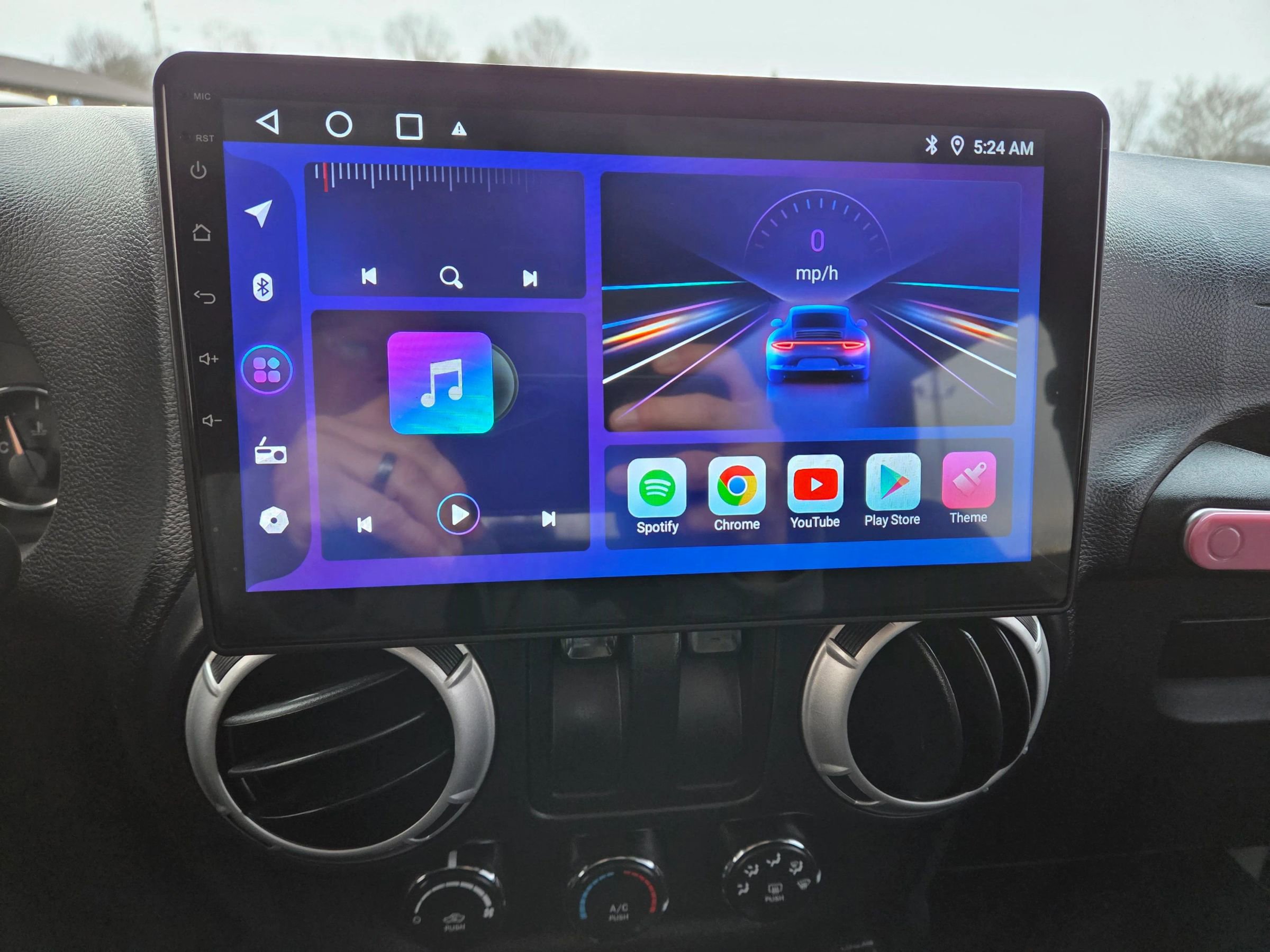 Used 2016 Jeep Wrangler Sahara image 16