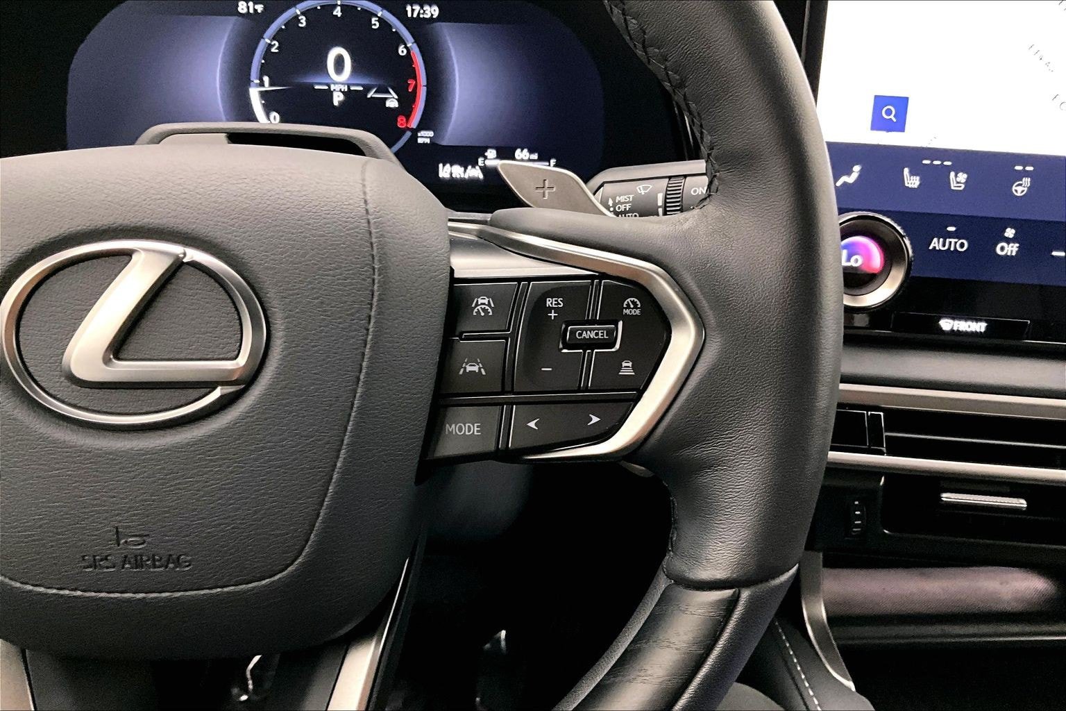 Used 2025 Lexus RX 350 Premium w/ Convenience Package FWD image 22