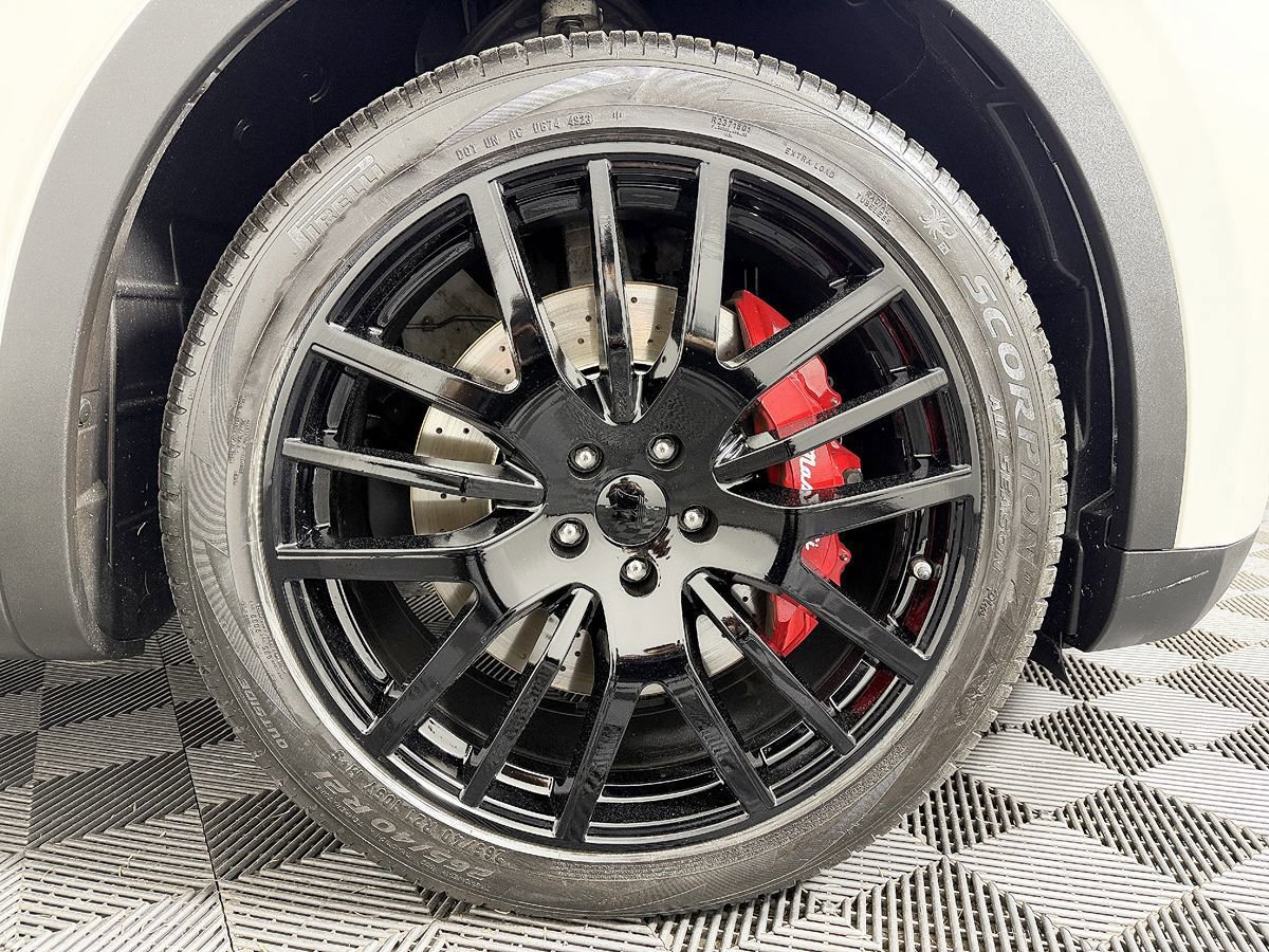 Used 2017 Maserati Levante S image 55