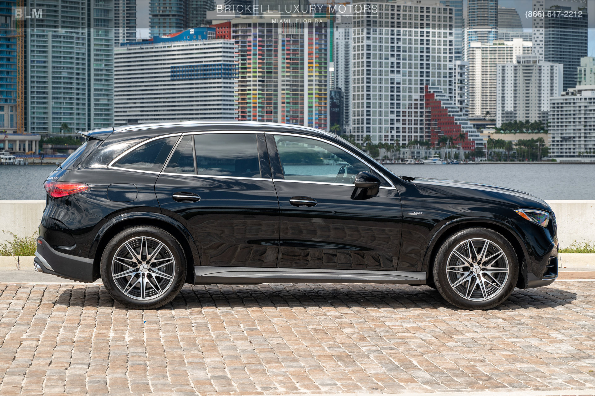 Used 2024 Mercedes-Benz GLC 43 AMG 4MATIC image 11