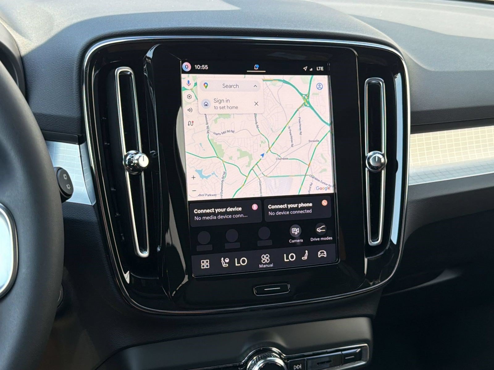 New 2026 Volvo XC40 B5 Ultra w/ Climate Package AWD/4WD image 16