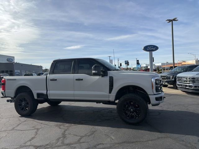Used 2024 Ford F350 Platinum w/ Tremor Off-Road Package image 3