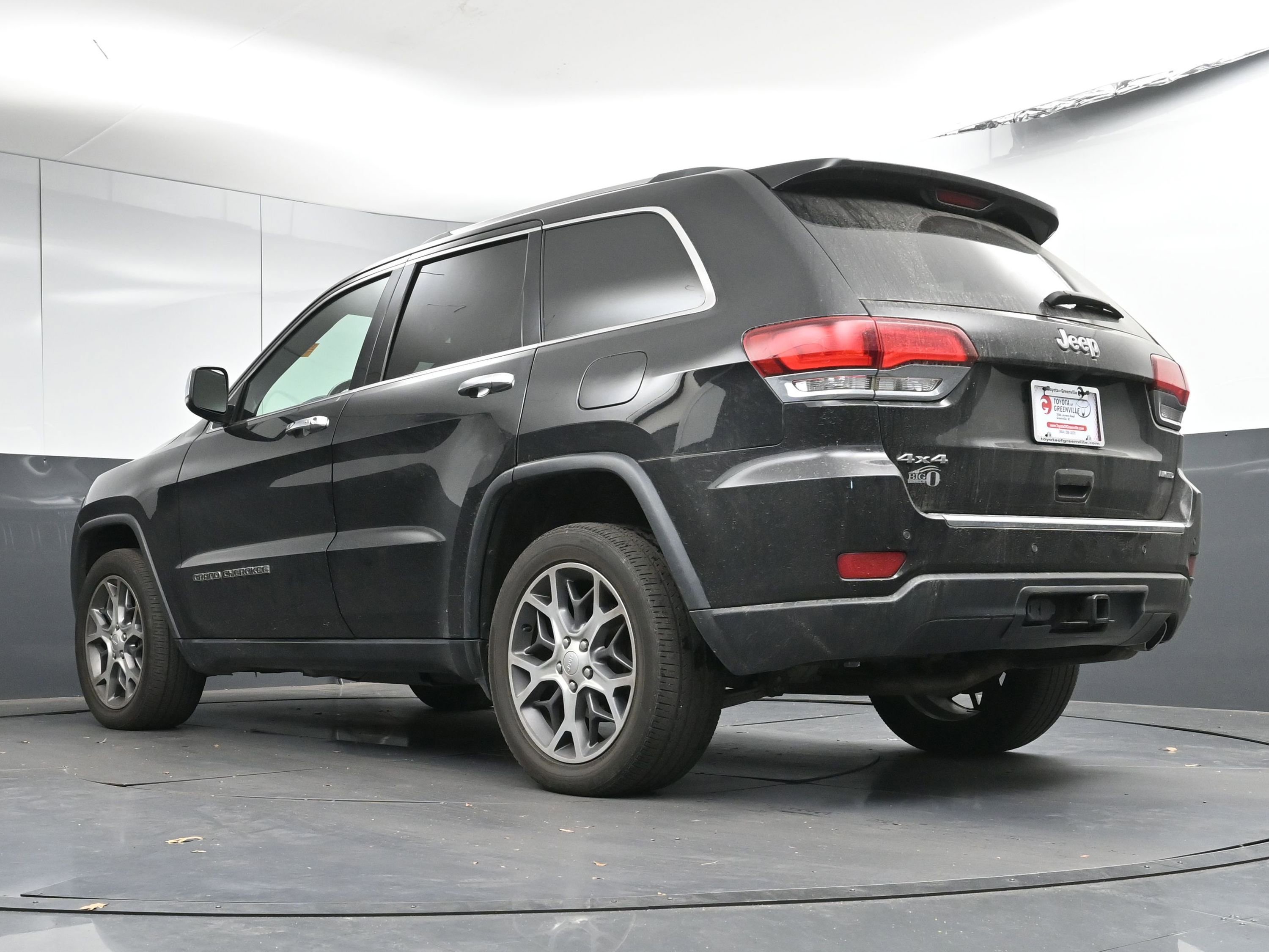 Used 2020 Jeep Grand Cherokee Limited w/ Luxury Group II image 28