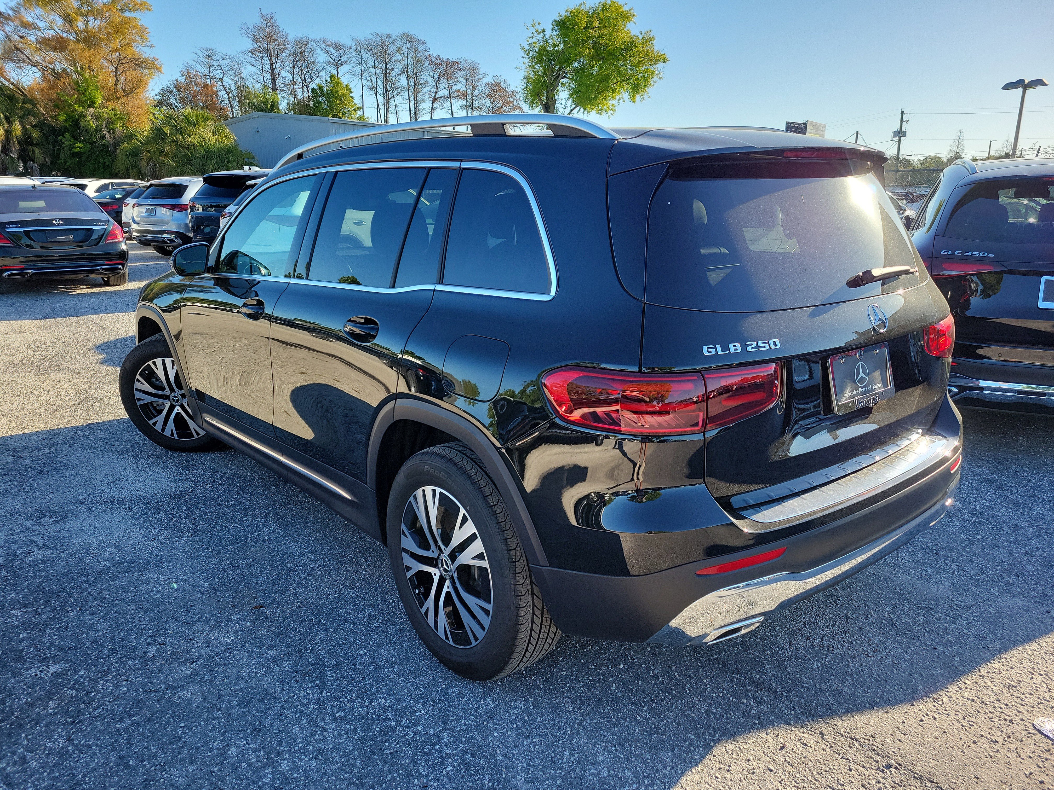 Certified 2026 Mercedes-Benz GLB 250 image 4