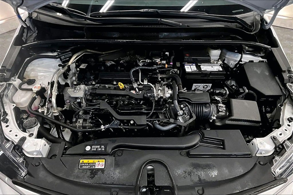 Used 2023 Toyota Corolla LE image 9