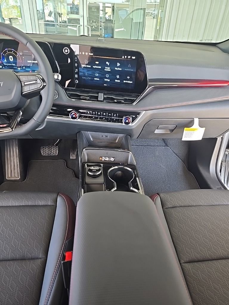 New 2026 Chevrolet Equinox RS w/ Safety and Technology Package image 17