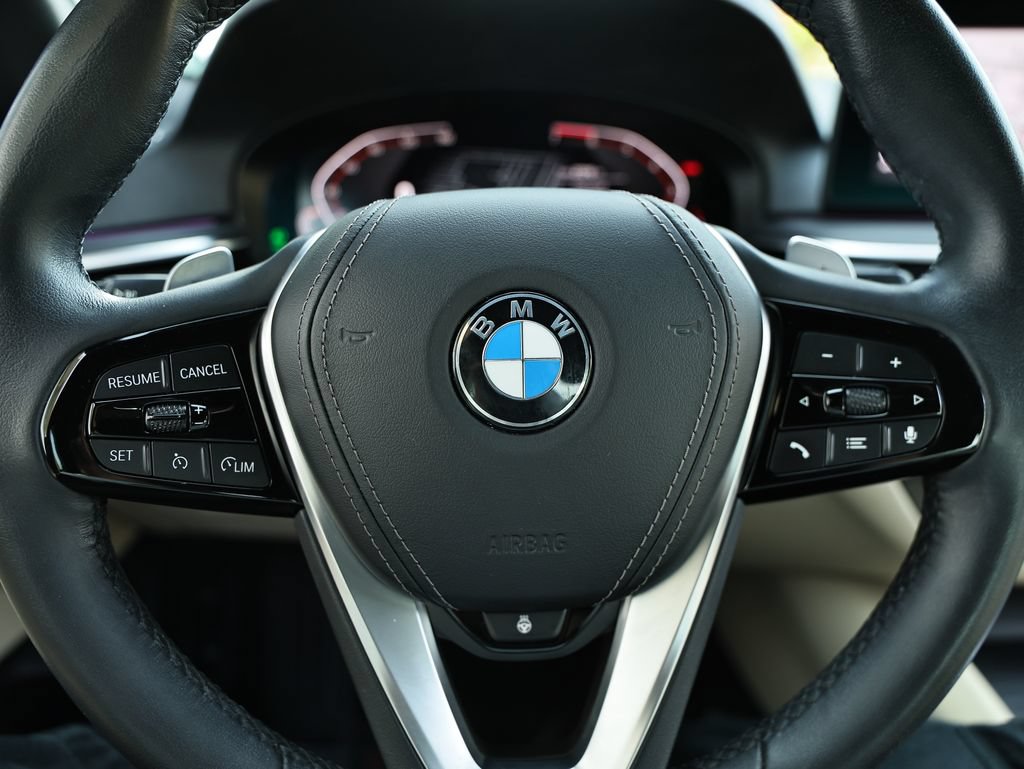 Used 2022 BMW 530i xDrive w/ Convenience Package AWD/4WD image 31