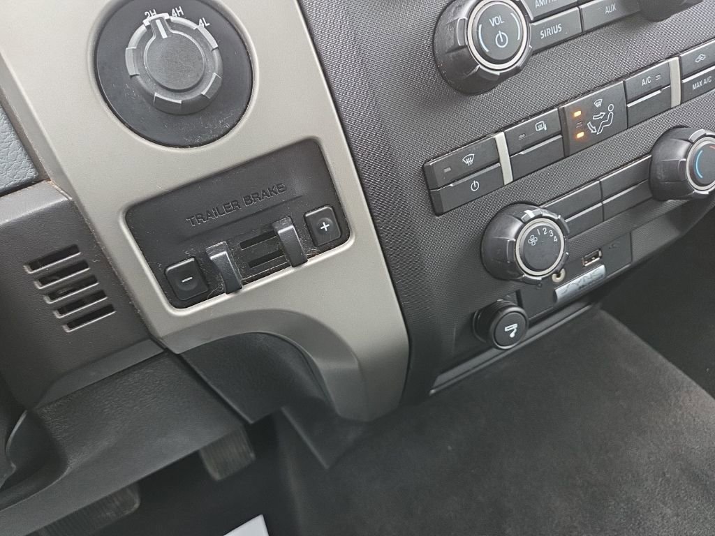 Used 2011 Ford F150 XLT w/ XLT Chrome Pkg image 30