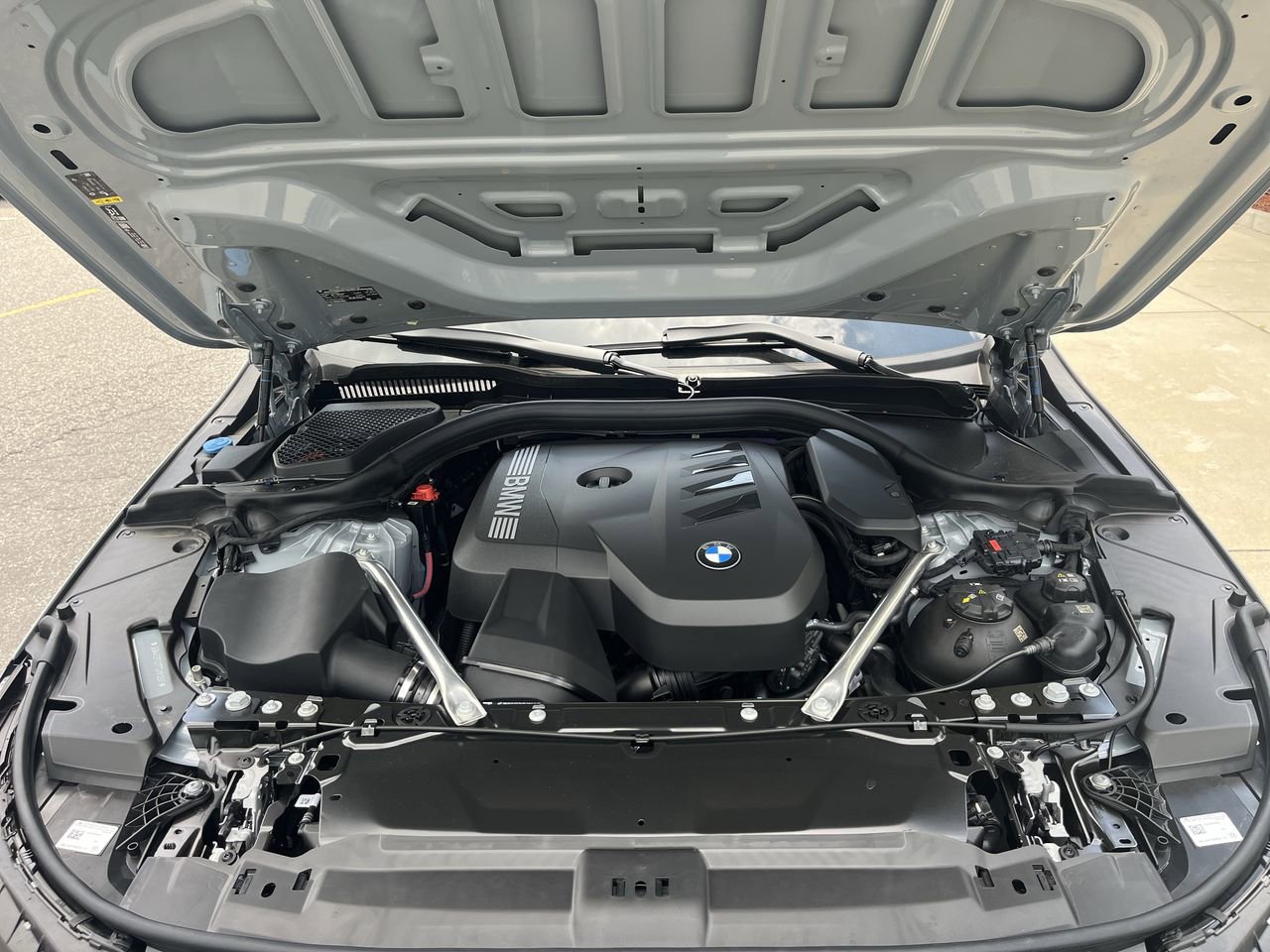 New 2026 BMW 530i xDrive w/ M Sport Package AWD/4WD image 39