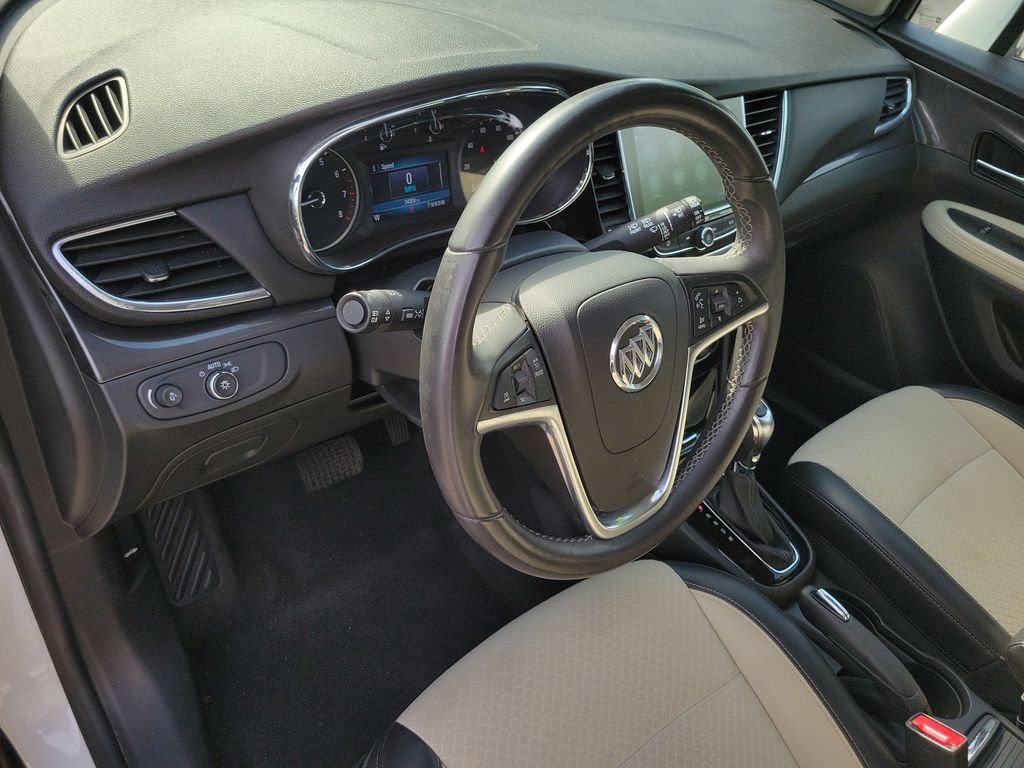 Used 2020 Buick Encore Preferred FWD image 18