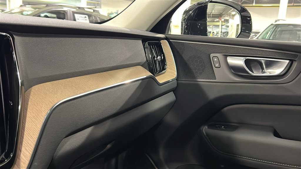 Certified 2026 Volvo XC60 B5 Plus w/ Protection Package Premier AWD/4WD image 18