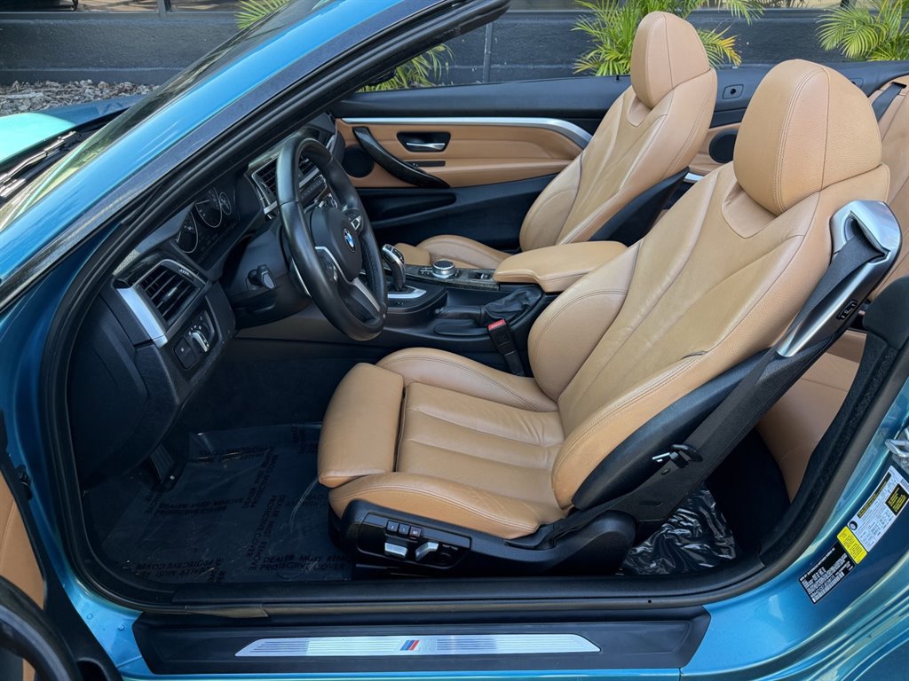 Used 2018 BMW 430i Convertible image 17