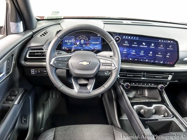 New 2026 Chevrolet Traverse LT w/ LPO, Floor Liner Package FWD image 12
