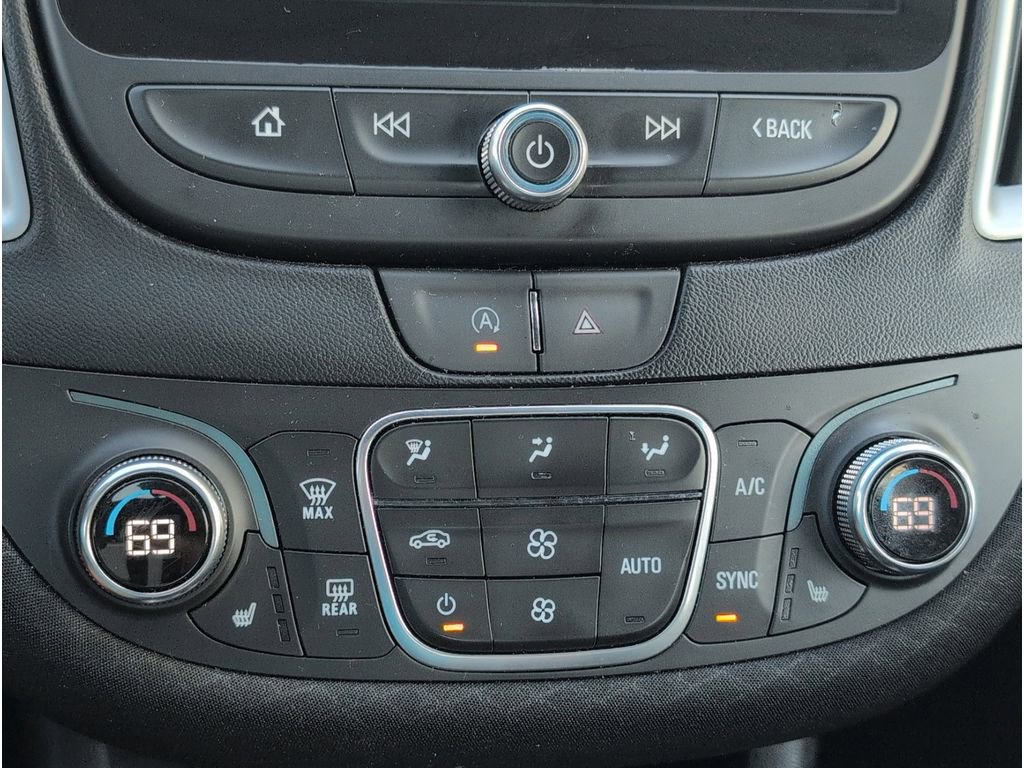 Used 2024 Chevrolet Malibu LT image 16