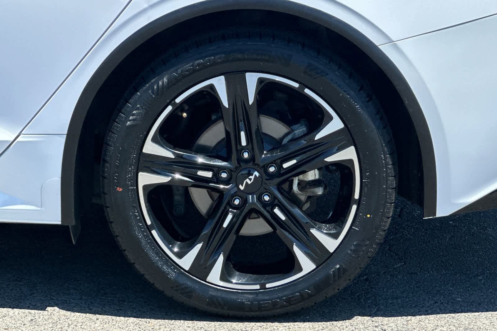 Used 2022 Kia K5 GT-Line FWD image 31