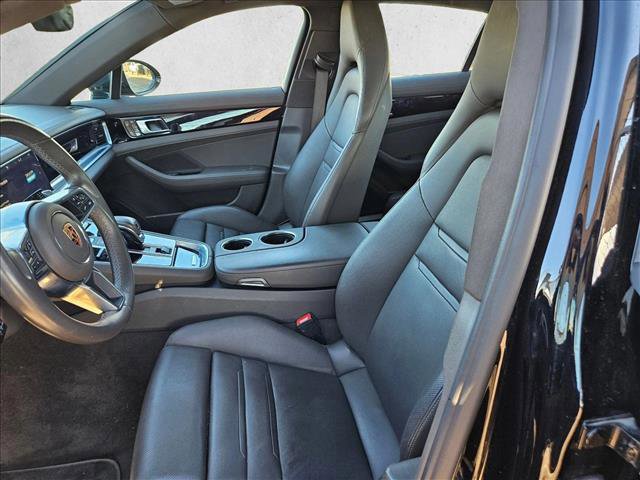 Used 2019 Porsche Panamera image 16