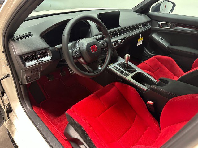 Used 2025 Honda Civic Type R image 13