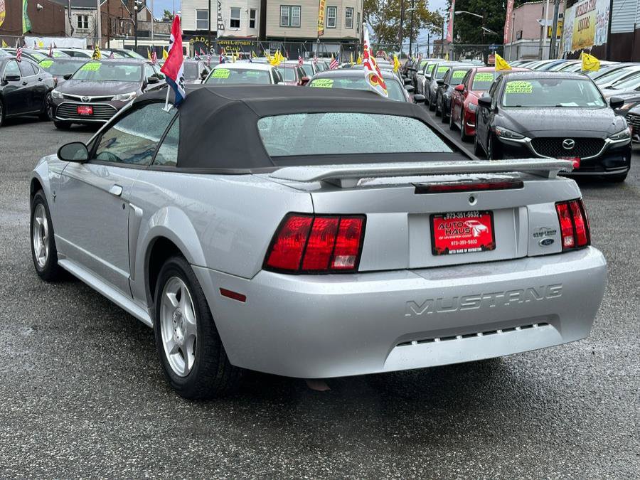 Used 2003 Ford Mustang Premium RWD image 6