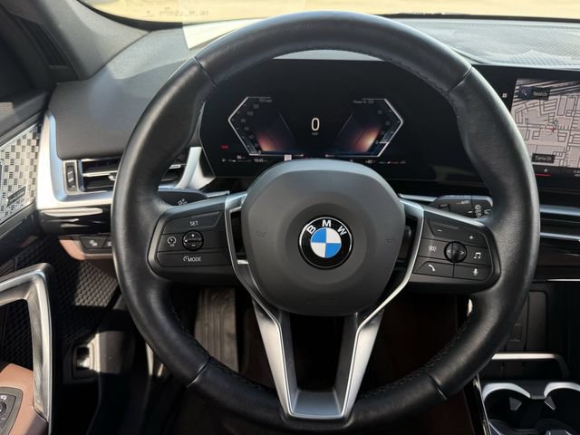 Used 2023 BMW X1 xDrive28i AWD/4WD image 13