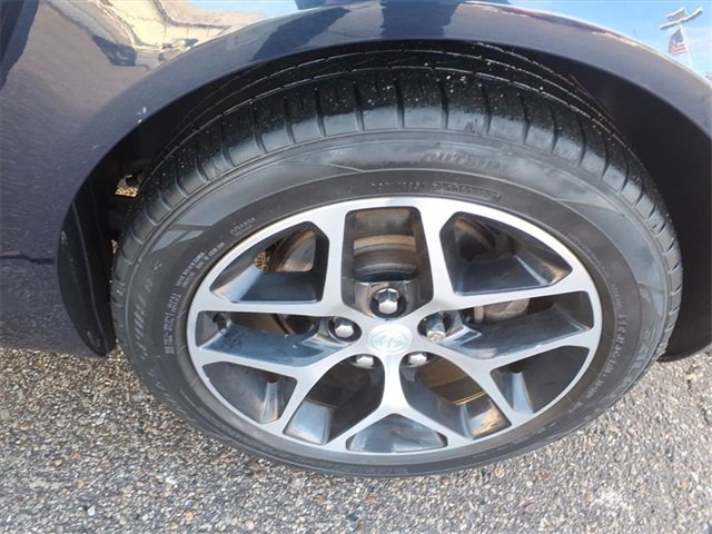 Used 2017 Buick Regal Sport Touring image 15