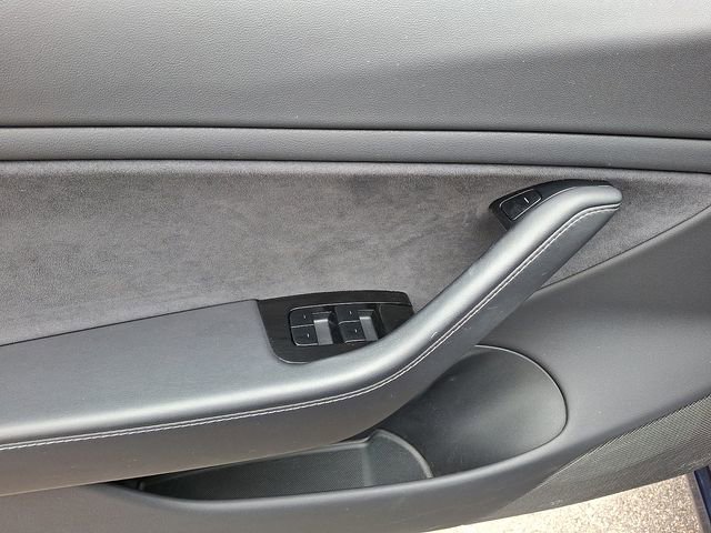 Used 2018 Tesla Model 3 Long Range image 14