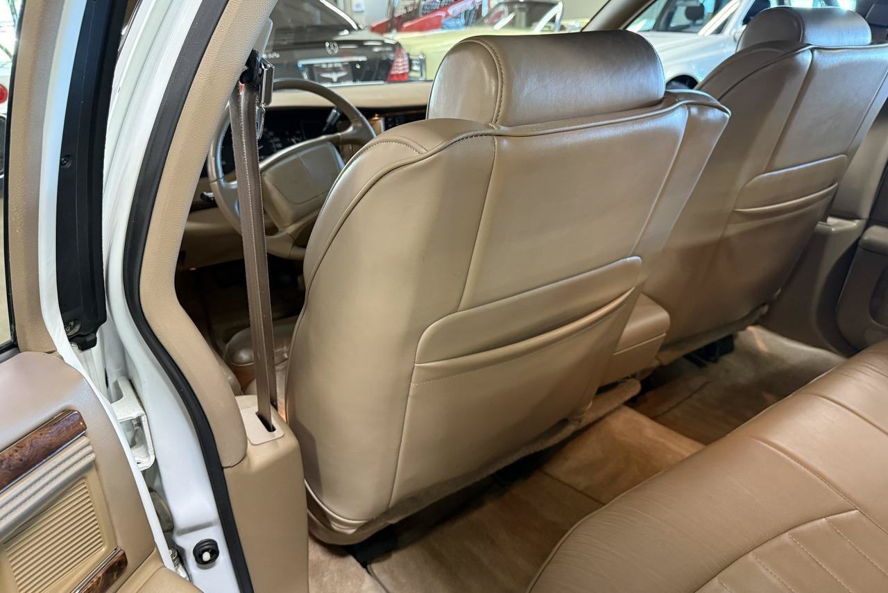 Used 1995 Buick Roadmaster Estate RWD image 66