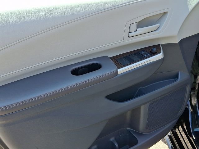 Used 2024 Toyota Sienna LE FWD image 12