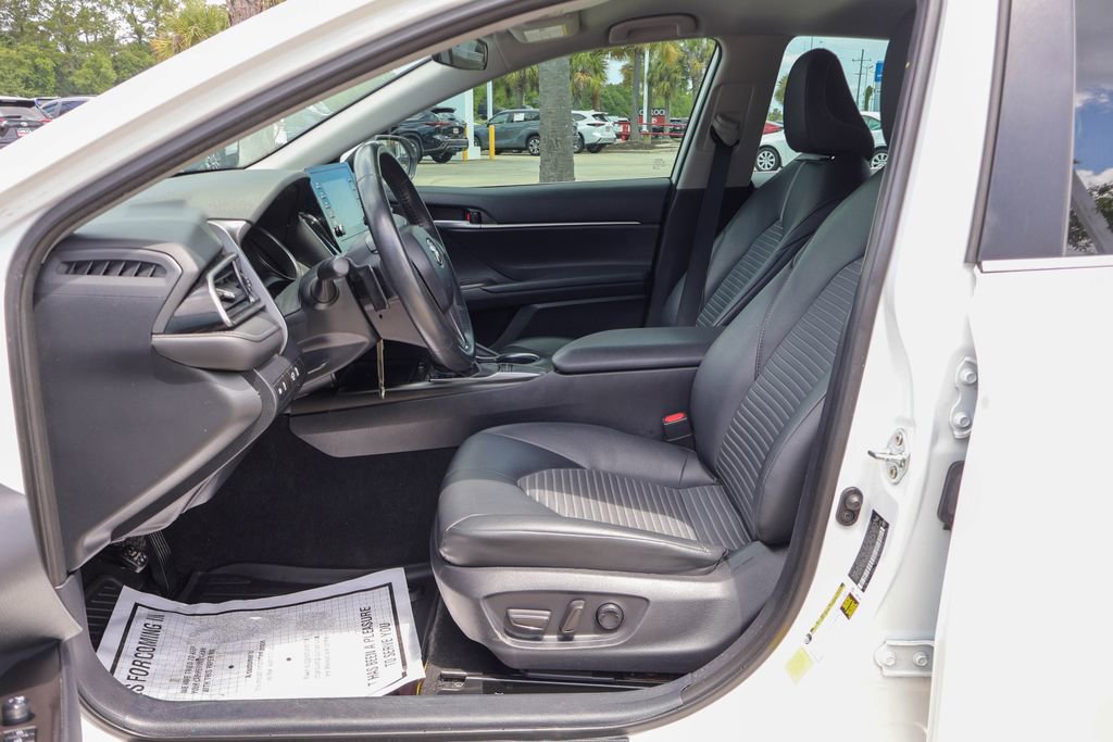 Used 2024 Toyota Camry SE FWD image 8