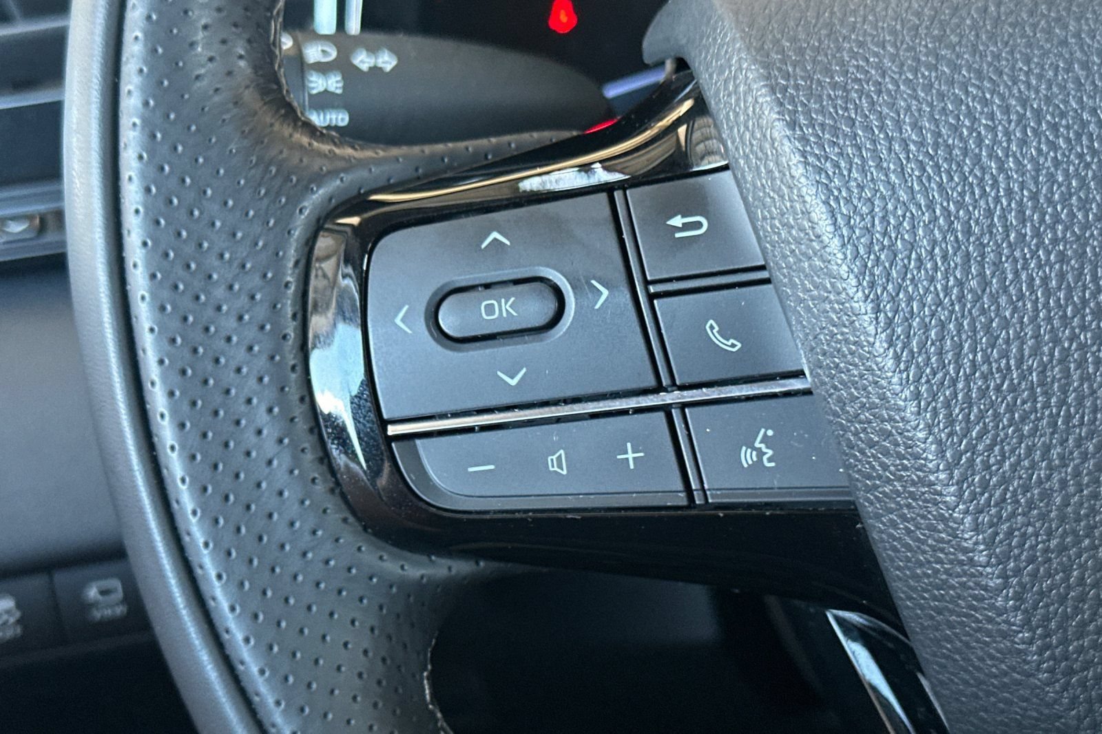 Certified 2023 Toyota Mirai w/ Advanced Technology Package RWD image 27