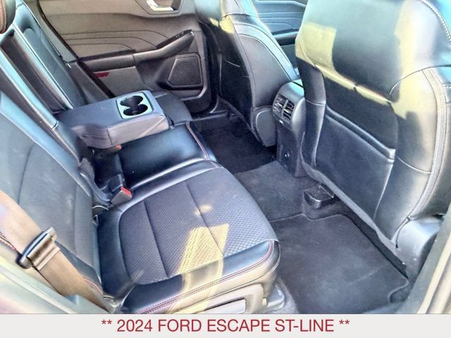 Used 2024 Ford Escape ST-Line AWD/4WD image 12