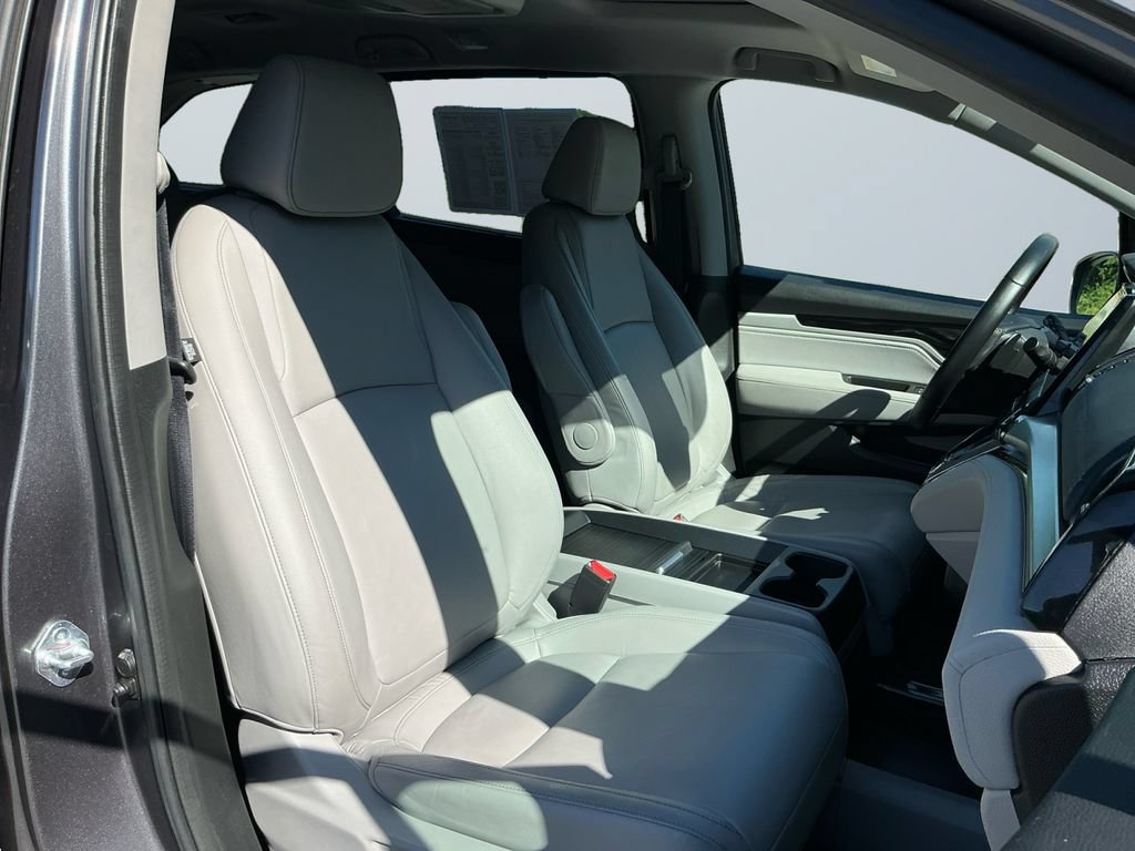 Used 2023 Honda Odyssey Touring image 16